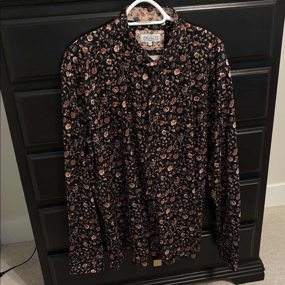 London, 7 Downey St. couture  Floral Long Sleeve Button-Up Shirt